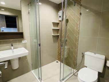 Sell The Line Phahonyothin Park, near bts 5, Lat Phrao intersection, shopping area