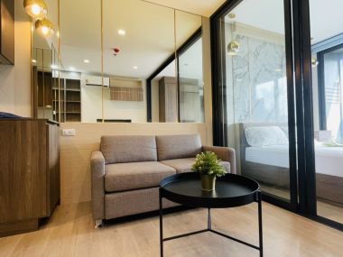 Sell The Line Phahonyothin Park, near bts 5, Lat Phrao intersection, shopping area