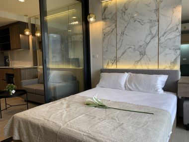 Sell The Line Phahonyothin Park, near bts 5, Lat Phrao intersection, shopping area