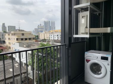 Sell The Line Phahonyothin Park, near bts 5, Lat Phrao intersection, shopping area