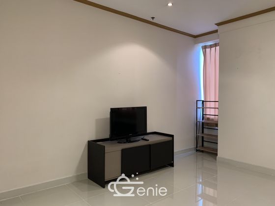 CONDO FOR RENT at The Waterford Park 1 Bedroom 1 Bathroom 17, 500THb/month Fully furnished