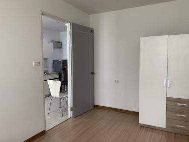 Condo For rent at The President Sukhumvit 81 size 35 sqm. 1 Bedroom 1 Bathroom 15,000THB/month Fully furnished (can negotiate)