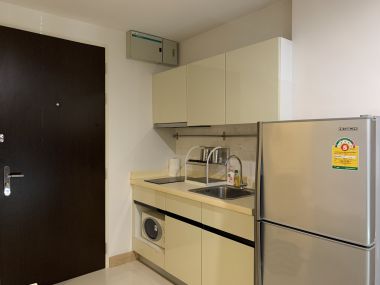 ปล่อยเช่า! The President Sukhumvit 81 ขนาด 35 ตรม. ในราคาเพียง 15,000 บาท/เดือน 1 ห้องนอน 1 ห้องน้ำ 35 ตรม. เฟอร์นิเจอร์ครบพร้อมเข้าอยู่ (ต่อรองราคาได้)