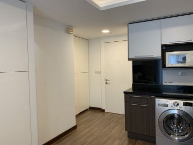 One bedroom for sell at Prom Paholyothin 2 ONLY 4.2 MB