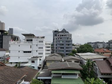 One bedroom for sell at Prom Paholyothin 2 ONLY 4.2 MB