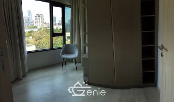 Cozy unit for rent on Wireless