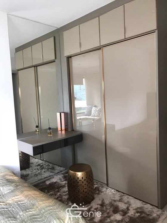 Cozy unit for rent on Wireless