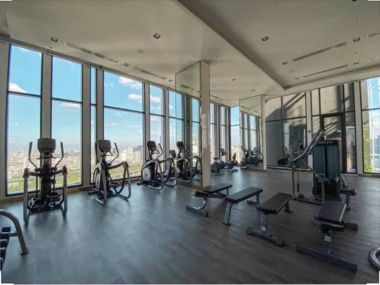 Cozy unit for rent on Wireless