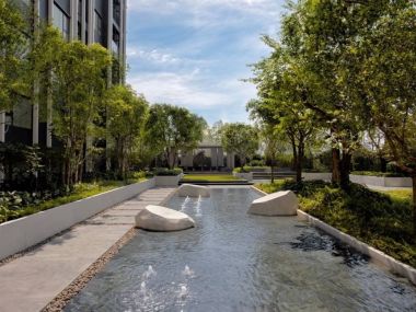 Cozy unit for rent on Wireless