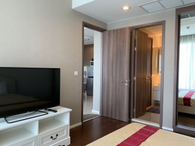 Hot Deal!!! For rent! !! at Menam Residence 1 Bedroom 1 Bathroom 28, 000/month Fully furnished (can negotiate)