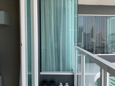 Hot Deal!!! For rent! !! at Menam Residence 1 Bedroom 1 Bathroom 28, 000/month Fully furnished (can negotiate)