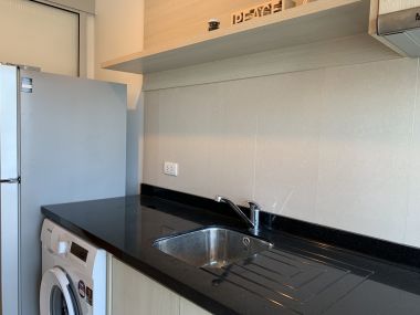 For rent! !! at Rhythm Sathorn - Narathiwas 1 Bedroom 1 Bathroom 20, 000THB/month Fully furnished