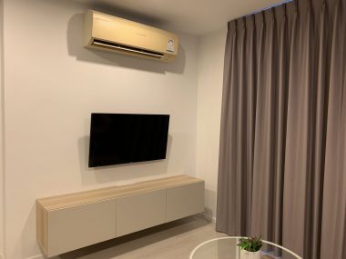 For rent! ! ! at Rhythm Sathorn - Narathiwas 2 Bedroom 2 Bathroom 30, 000THB/month Fully furnished