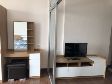 For rent!! SUPALAI LITE SATHORN Best price in this area