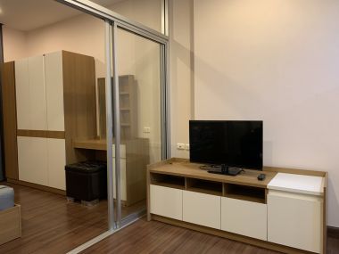 For rent!! SUPALAI LITE SATHORN Best price in this area