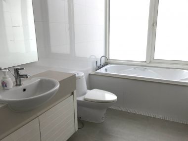 คุ้มสุดๆให้เช่า ที่ Siri Residence ราคาดี เพียง 85,000บาท/เดือน  3 ห้องนอน 3 ห้องน้ำ 142 ตรม ใกล้ BTS พร้อมพงษ์ เฟอร์นิเจอร์ครบพร้อมเข้าอยู่ (ราคาต่อรองได้) (PROP000181)