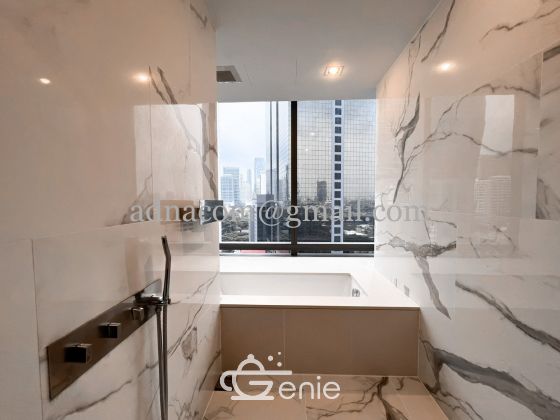 Luxury Unit in Bangkok Sathorn