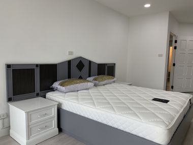 ปล่อยเช่า! 55 Tower ในราคาพิเศษ เพียง 58,000 บาท/เดือน 3 ห้องนอน 3 ห้องน้ำ 1 ห้องแม่บ้าน 260ตรม. ห้องใหญ่อยู่สบาย ใกล้ BTS ทองหล่อ เฟอร์นิเจอร์ครบพร้อมเข้าอยู่