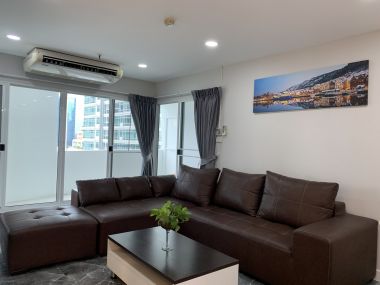 ปล่อยเช่า! 55 Tower ในราคาพิเศษ เพียง 58,000 บาท/เดือน 3 ห้องนอน 3 ห้องน้ำ 1 ห้องแม่บ้าน 260ตรม. ห้องใหญ่อยู่สบาย ใกล้ BTS ทองหล่อ เฟอร์นิเจอร์ครบพร้อมเข้าอยู่