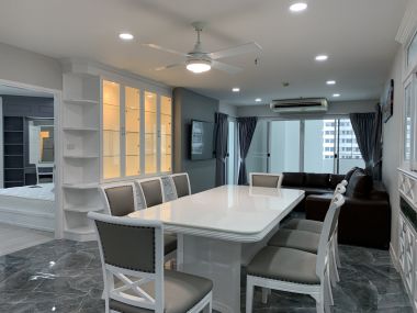 ปล่อยเช่า! 55 Tower ในราคาพิเศษ เพียง 58,000 บาท/เดือน 3 ห้องนอน 3 ห้องน้ำ 1 ห้องแม่บ้าน 260ตรม. ห้องใหญ่อยู่สบาย ใกล้ BTS ทองหล่อ เฟอร์นิเจอร์ครบพร้อมเข้าอยู่