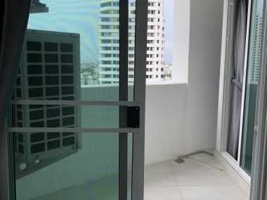 ปล่อยเช่า! 55 Tower ในราคาพิเศษ เพียง 58,000 บาท/เดือน 3 ห้องนอน 3 ห้องน้ำ 1 ห้องแม่บ้าน 260ตรม. ห้องใหญ่อยู่สบาย ใกล้ BTS ทองหล่อ เฟอร์นิเจอร์ครบพร้อมเข้าอยู่