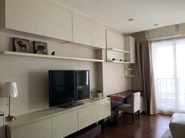 ให้เช่า! !! Ivy Thonglor ในราคาพิเศษ เพียง 28, 000บาท/เดือน 1 ห้องนอน 1 ห้องน้ำ 43. 5ตรม. ห้องใหญ่อยู่สบาย ใกล้ BTS ทองหล่อ เฟอร์นิเจอร์ครบพร้อมเข้าอยู่