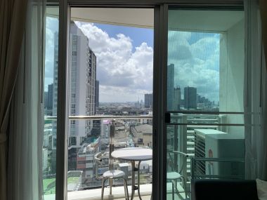 ให้เช่า!!! Sky Walk ราคาพิเศษ สู้โควิด 1 ห้องนอนขนาดใหญ่ 55ตรม ใกล้ BTS พระโขนง เพียง 33, 000บาท/เดือน เฟอร์นิเจอร์ครบพร้อมเข้าอยู่ (ราคาต่อรองได้)