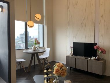 Brand new 1 bedroom loft style for rent in Siamese Sukhumwit by owner (agent wellcome), next to  BTS Ounut