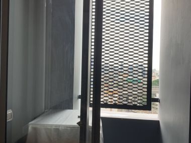 Brand new 1 bedroom loft style for rent in Siamese Sukhumwit by owner (agent wellcome), next to  BTS Ounut