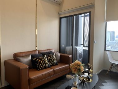 Brand new 1 bedroom loft style for rent in Siamese Sukhumwit by owner (agent wellcome), next to  BTS Ounut