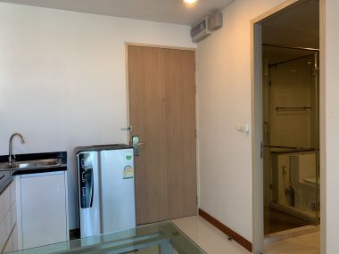 ** Hot Deal! ** For rent at HQ Thonglor 1 Bedroom 1 Bathroom 17, 000THB/month Fully furnished