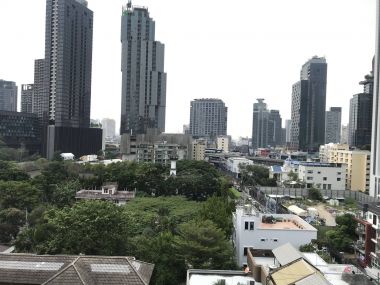 For rent at ASHTON MORPH 38 Type Duplex 1 Bedroom 35,000THB/month Fully furnished PROP000184
