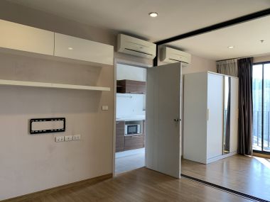 Owner seller]The Tree Interchange tower B, 28th floor River view,Ready to move in Next to Tao Poon BTS station, close Gate way Bangsue department store