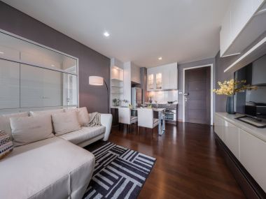 Sale/Rent BY Owner ,Ivy Thonglor Condo, Sukhumvit 55 , Luxury Fully Furnished with Jacuzzi, Sukhumvit City View