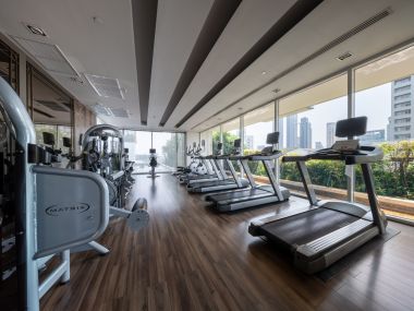 Sale/Rent BY Owner ,Ivy Thonglor Condo, Sukhumvit 55 , Luxury Fully Furnished with Jacuzzi, Sukhumvit City View