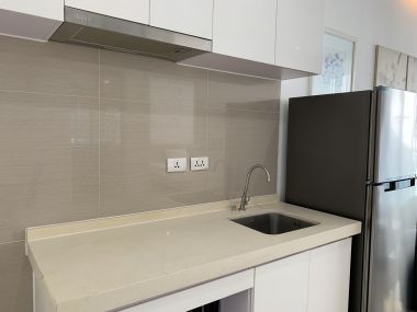 ** Hot Deal! **คอนโดให้เช่า T. C. Green (ที. ซี. กรีน) ในราคาเพียง 12,000บาท/เดือน 1 ห้องนอน 1 ห้องน้ำ 40 ตรม. ใกล้ MRT พระราม 9 เฟอร์นิเจอร์ครบพร้อมเข้าอยู่