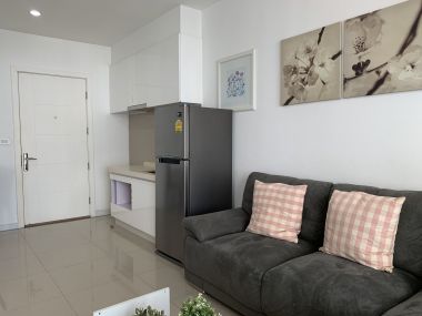 ** Hot Deal! **คอนโดให้เช่า T. C. Green (ที. ซี. กรีน) ในราคาเพียง 12,000บาท/เดือน 1 ห้องนอน 1 ห้องน้ำ 40 ตรม. ใกล้ MRT พระราม 9 เฟอร์นิเจอร์ครบพร้อมเข้าอยู่