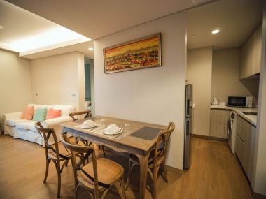 Best View in the Project!! Same View as Swimming Pool!! 55 Sq.m Condo for SALE at The Lumpini 24!! Best PRICE for High Floor Unit!!