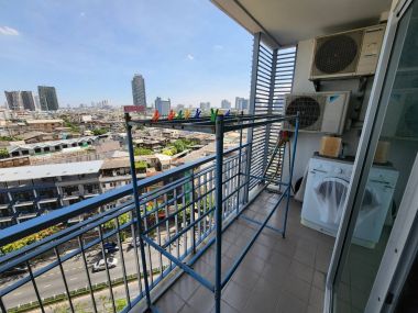 Best View Best Price in Krungthonburi!! 66 Sq.m Spacious Room for SALE at The Niche Taksin