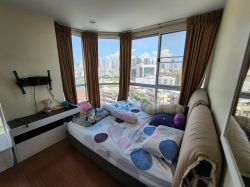 Best View Best Price in Krungthonburi!! 66 Sq.m Spacious Room for SALE at The Niche Taksin