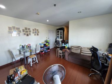 Best View Best Price in Krungthonburi!! 66 Sq.m Spacious Room for SALE at The Niche Taksin