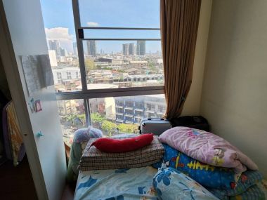Best View Best Price in Krungthonburi!! 66 Sq.m Spacious Room for SALE at The Niche Taksin
