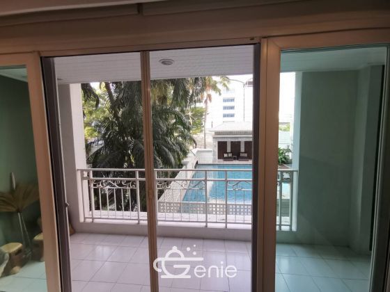 Room Looks Brand New!! 71 Sq.m Condo for SALE at The Bangkok Sathorn - Taksin located in front of BTS Krung Thonburi!!