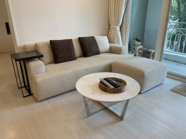 Room Looks Brand New!! 71 Sq.m Condo for SALE at The Bangkok Sathorn - Taksin located in front of BTS Krung Thonburi!!