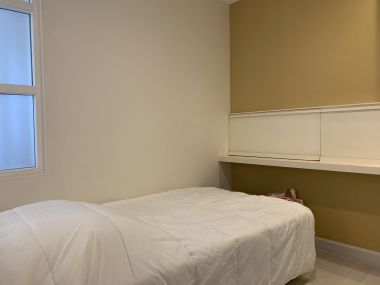 Room Looks Brand New!! 71 Sq.m Condo for SALE at The Bangkok Sathorn - Taksin located in front of BTS Krung Thonburi!!