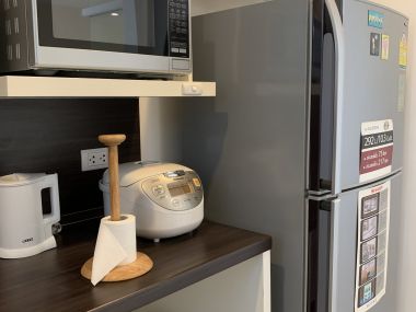 Room Looks Brand New!! 71 Sq.m Condo for SALE at The Bangkok Sathorn - Taksin located in front of BTS Krung Thonburi!!