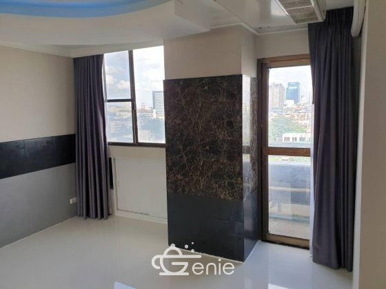 Best Price! Beautiful Unit! 110 Sq.m for SALE at Supalai Place Sukhumvit 39 Beautiful View!!