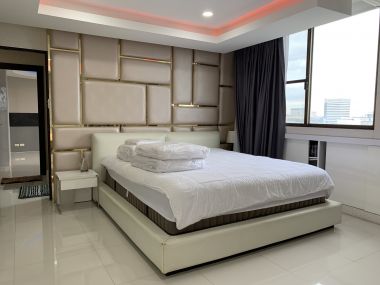 Best Price! Beautiful Unit! 110 Sq.m for SALE at Supalai Place Sukhumvit 39 Beautiful View!!