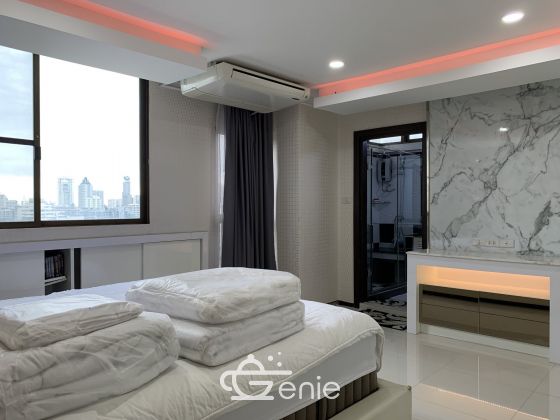 Best Price! Beautiful Unit! 110 Sq.m for SALE at Supalai Place Sukhumvit 39 Beautiful View!!