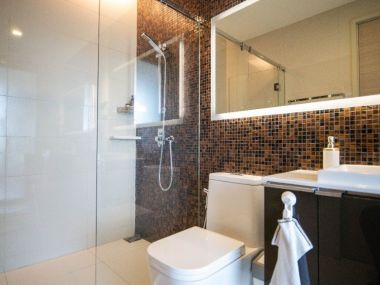 Best Price In The Project!! 65 Sq.m 2BR 2BA Corner Unit for SALE at The Room Sathorn - St. Louis